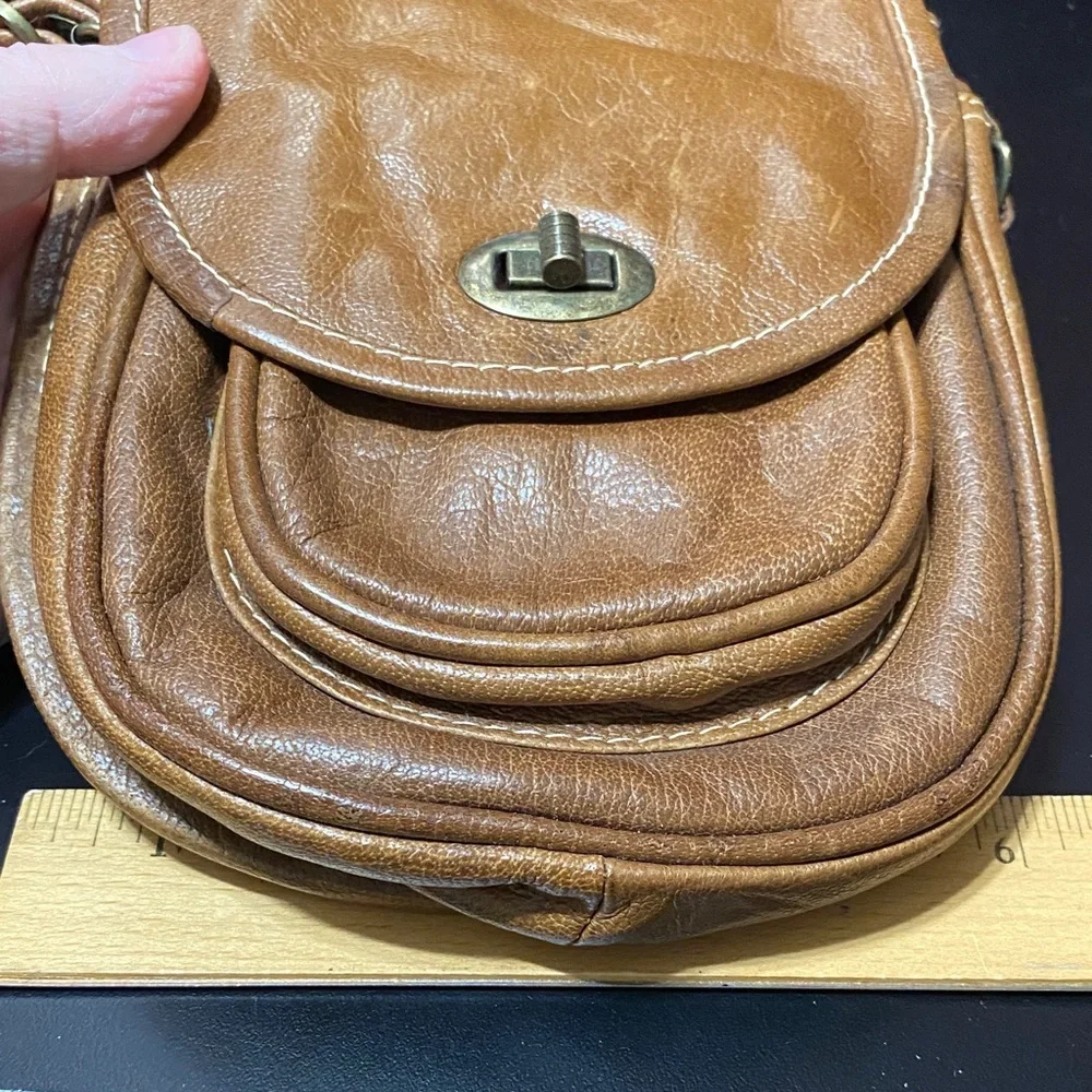 Piatto Vintage Brown Leather Crossbody Bag